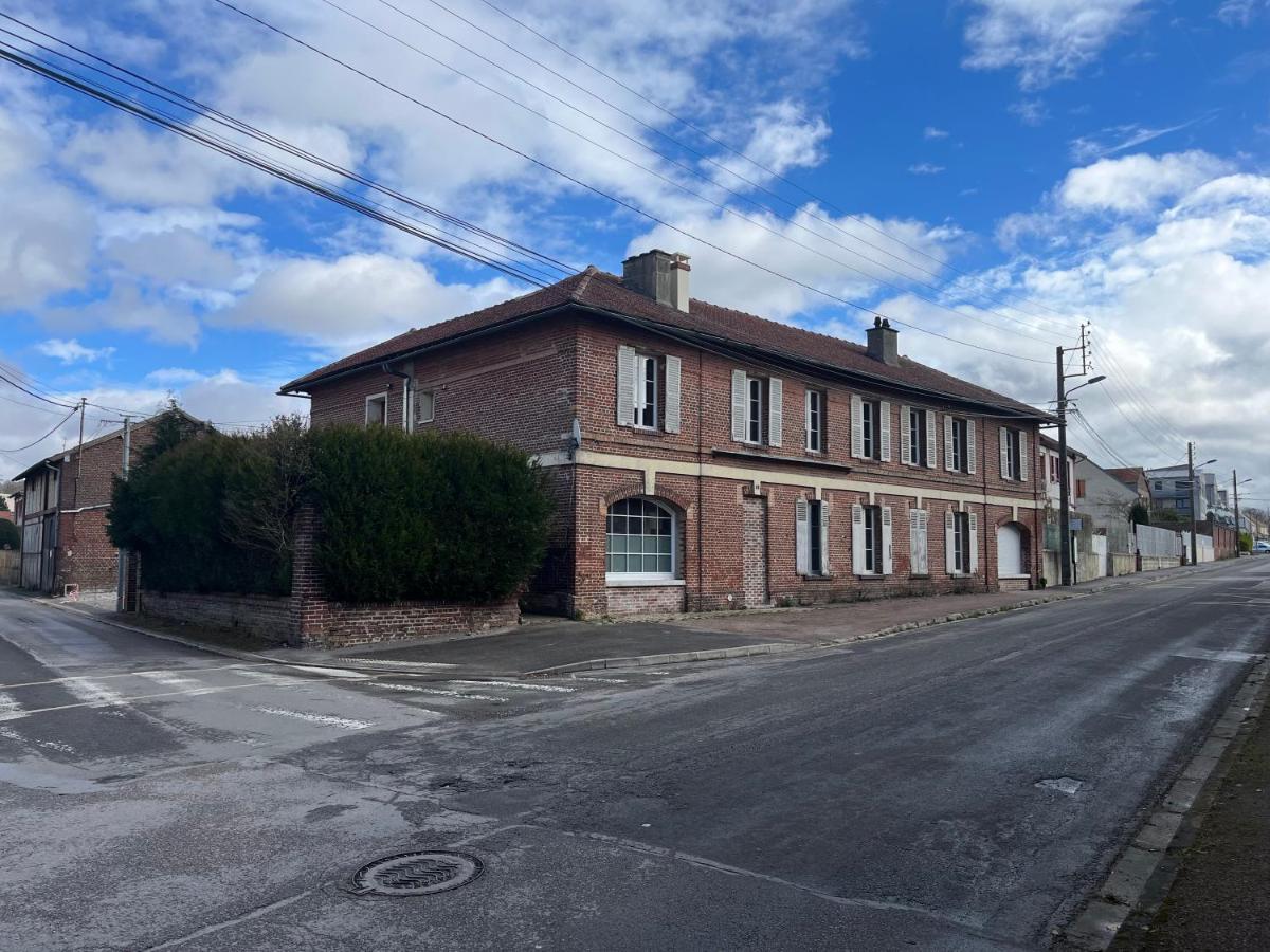 Bella Vita Villers Cotterets Bagian luar foto